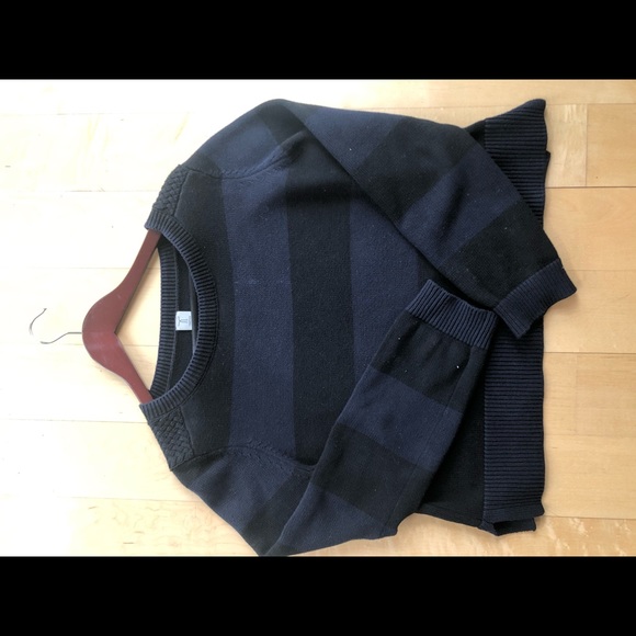 Black&Blu Knit shirt - Picture 3 of 5